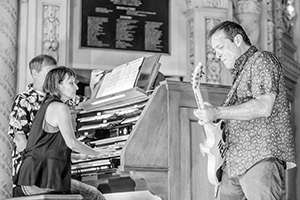 famous organist Carol Williams rocks with Spreckels organ